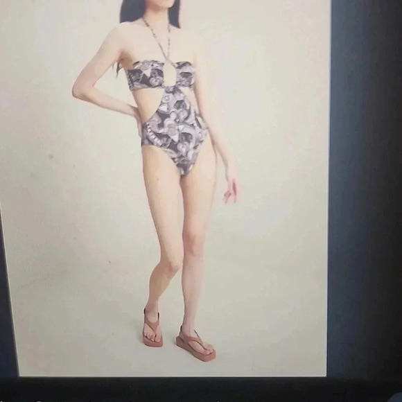 A.L.C ANA HALTER ONE PIECE SWIMSUIT IN NATURAL SIZE S - Picture 2 of 5